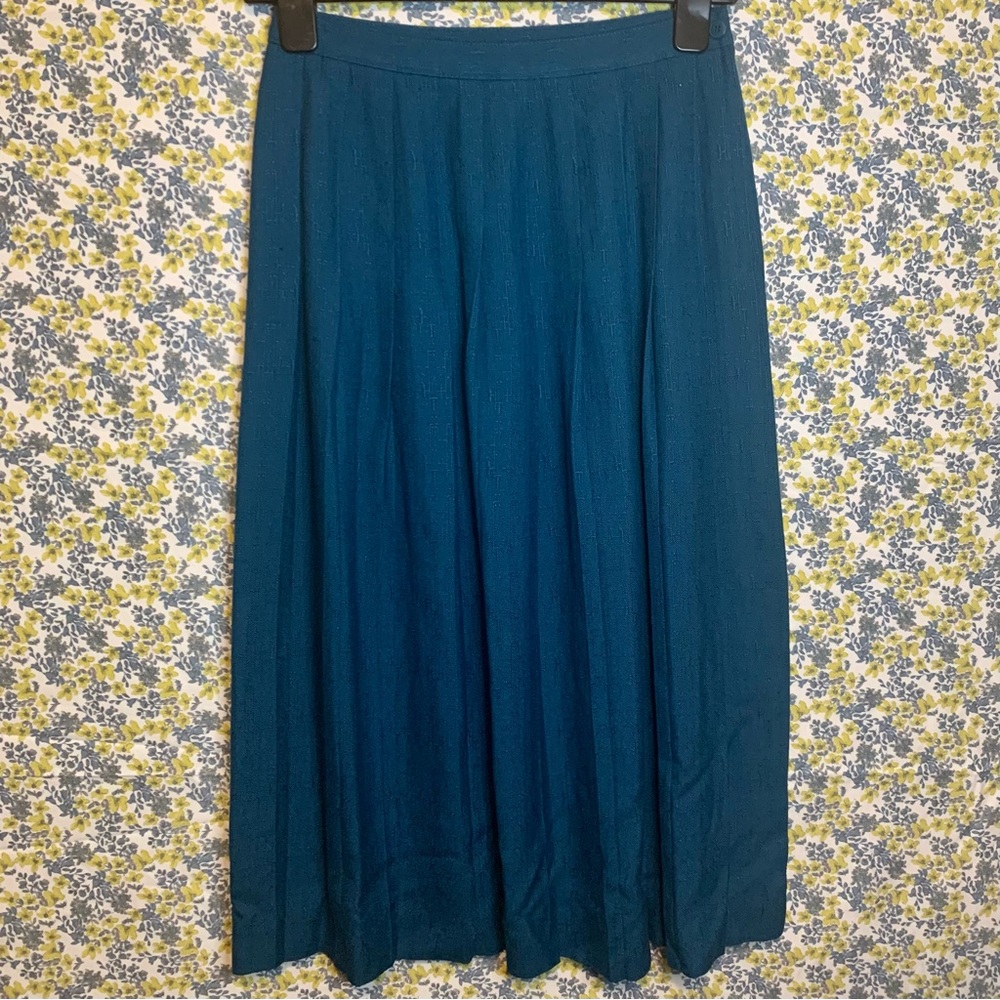 LAST CHANCE Vintage 80s Pleated Turquoise Maxi Skirt
